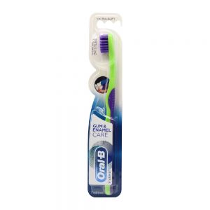 مسواک اورال بی Oral-B مدل Gum And Enamel Care درجه سختی Soft